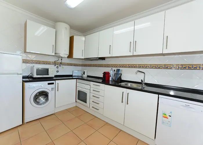 Spectacular Mar A Vista *